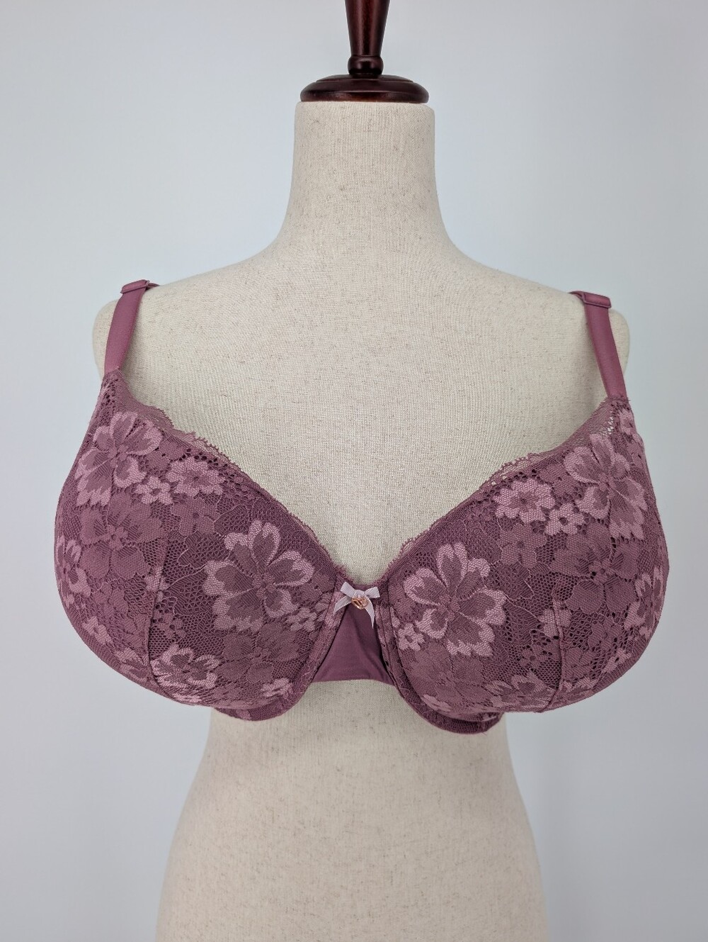Victoria’s Secret Perfect Shape Bra 40DDD Mauve Purple Floral Lace Underwire
